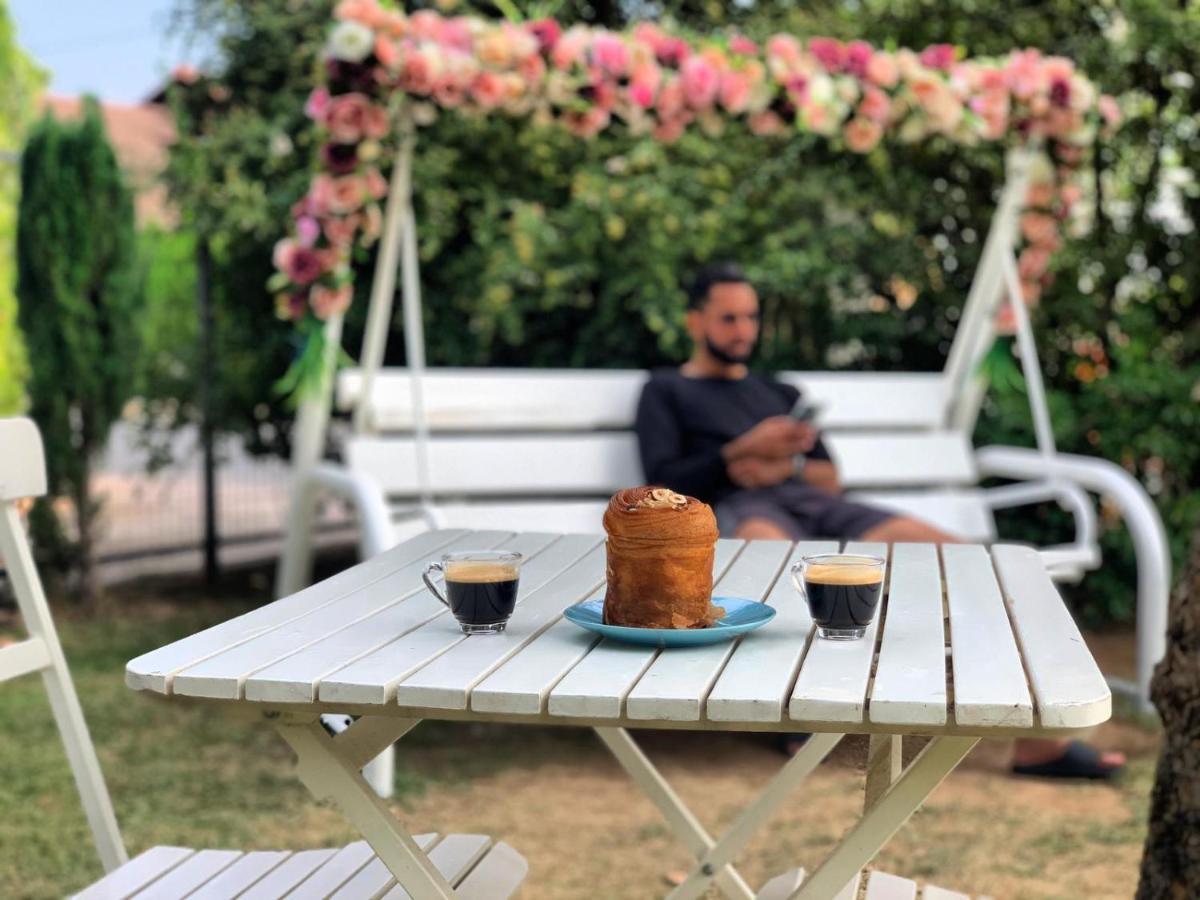Orhan Havaya Sheʼar Yashuv Kültér fotó
